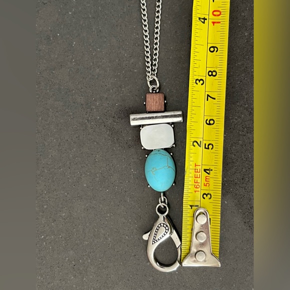 NWT PAPARAZZI NECKLACE & EARRINGS SET. Silver-Tone & Turqoise colored settings. - Picture 3 of 7